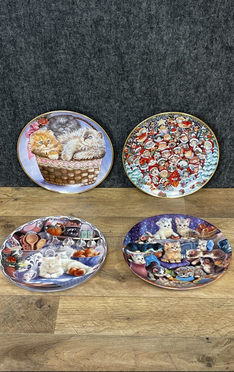 Franklin Mint Santa Claws & Other Cat Plates Lot of 4 Vintage Collector Plates