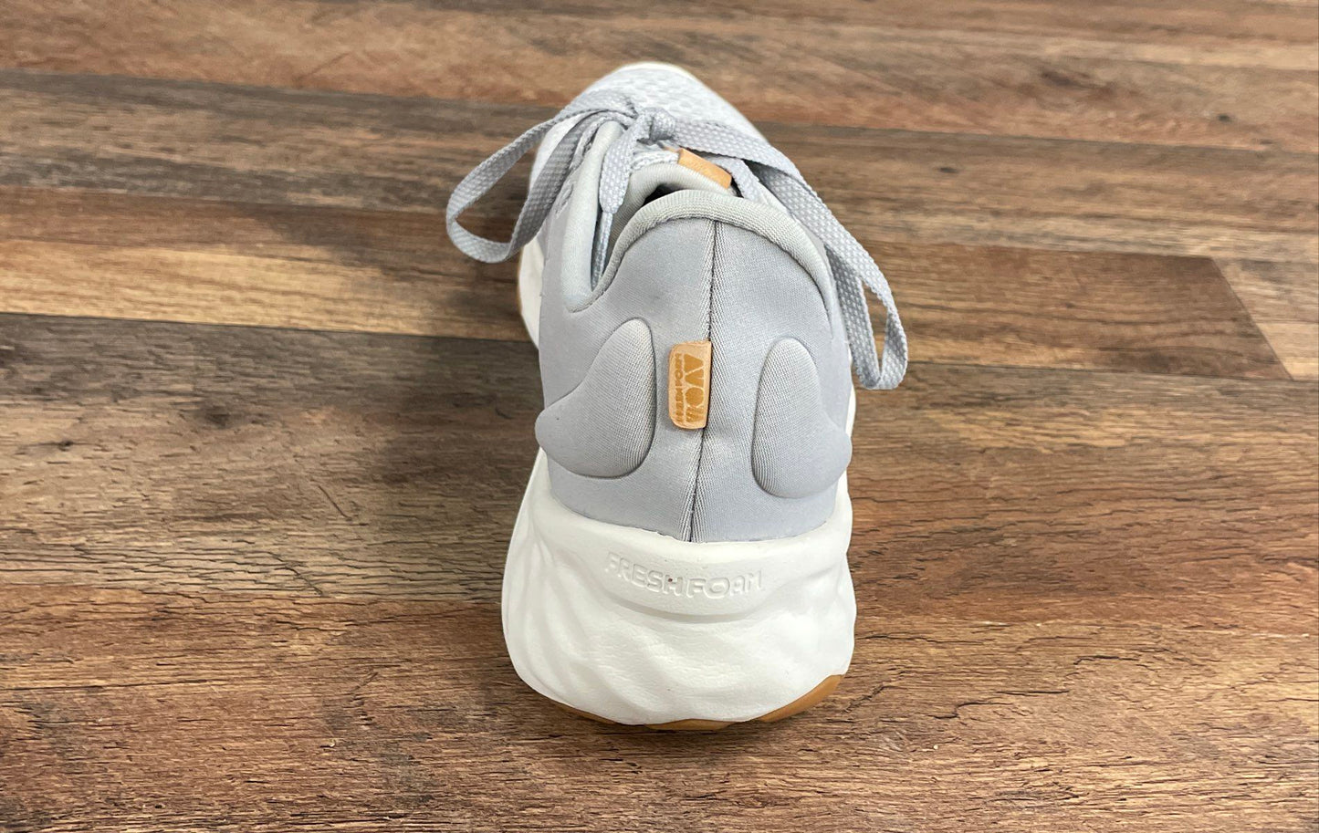 New Balance Fresh Foam Roav v2 Light Grey Women's Running Shoes Size 8.5