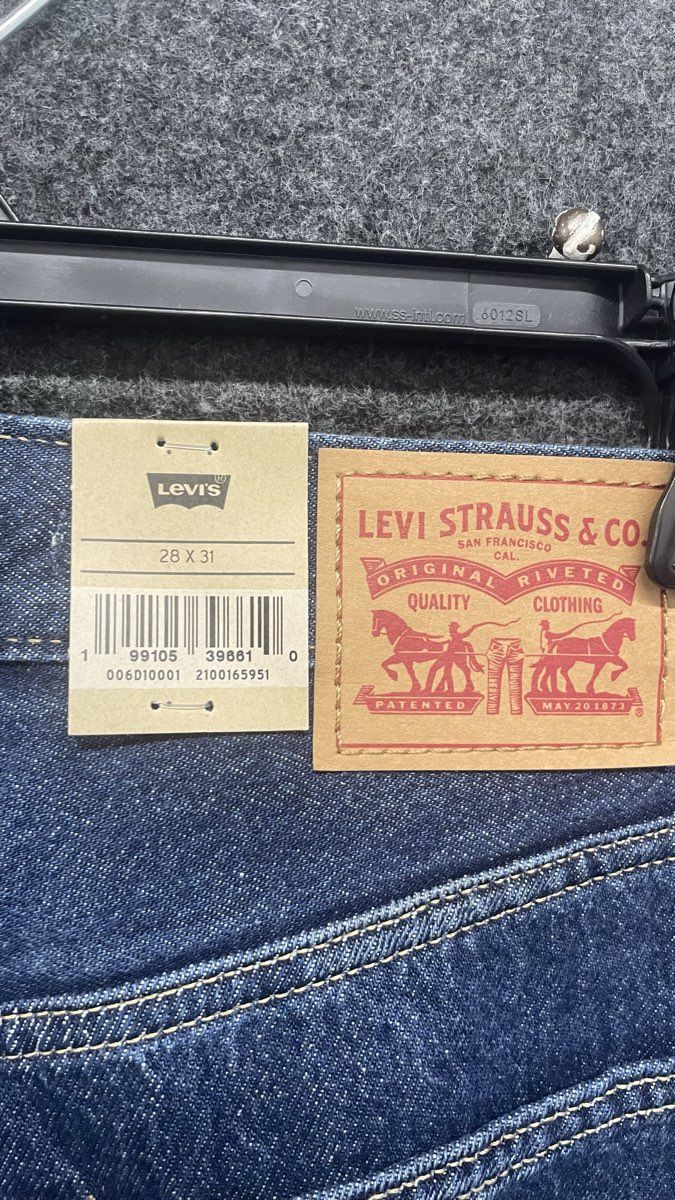 Levi's Women's Middy Bootcut Jeans Medium Wash Blue NWT Sz 28x31