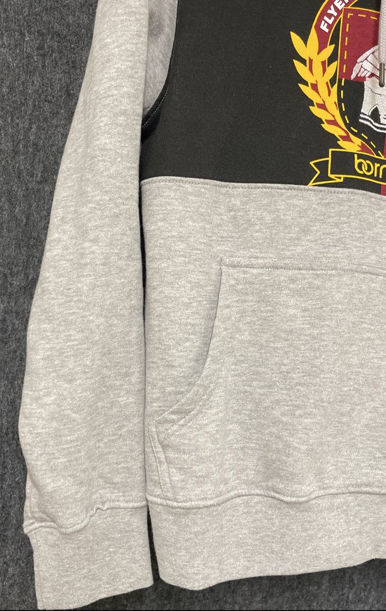 Born Fly Men's Grey Colorblock Crest Logo Pullover Hoodie Sz M