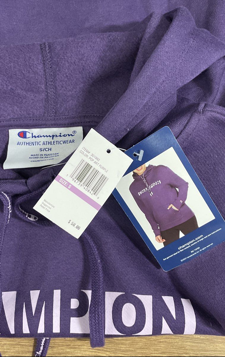 Champion Women's Purple Graphic Logo Pullover Hoodie Size S NWT