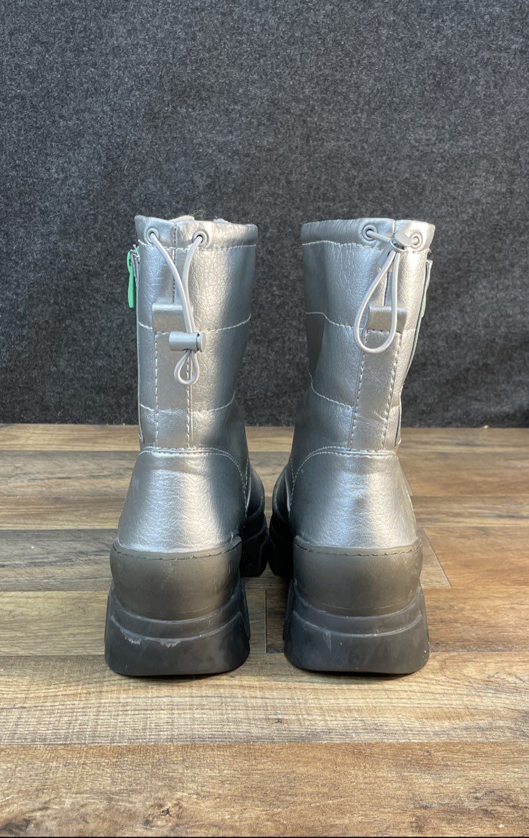 Franco Sarto Galaxy Silver Metallic Waterproof Lug Sole Front Zip Boots Size 10