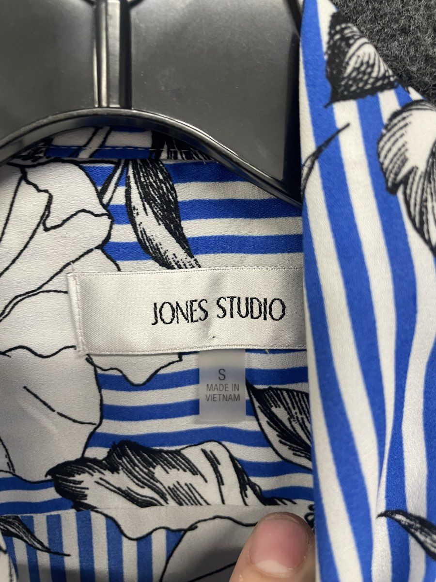 Jones Studio Women's Long Sleeve Shirt Blue White Striped Floral Sz S