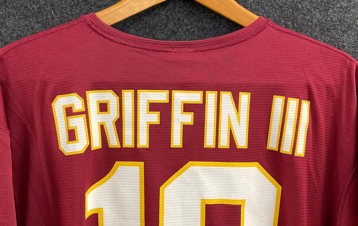 NFL Team Apparel Men's Washington Redskins Robert Griffin III RG3 Jersey XL