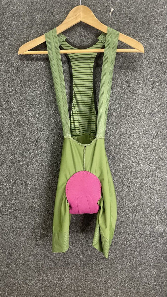 Darevie Women's Cycling Bib Shorts Green Padded Chamois Mesh Straps Sz M