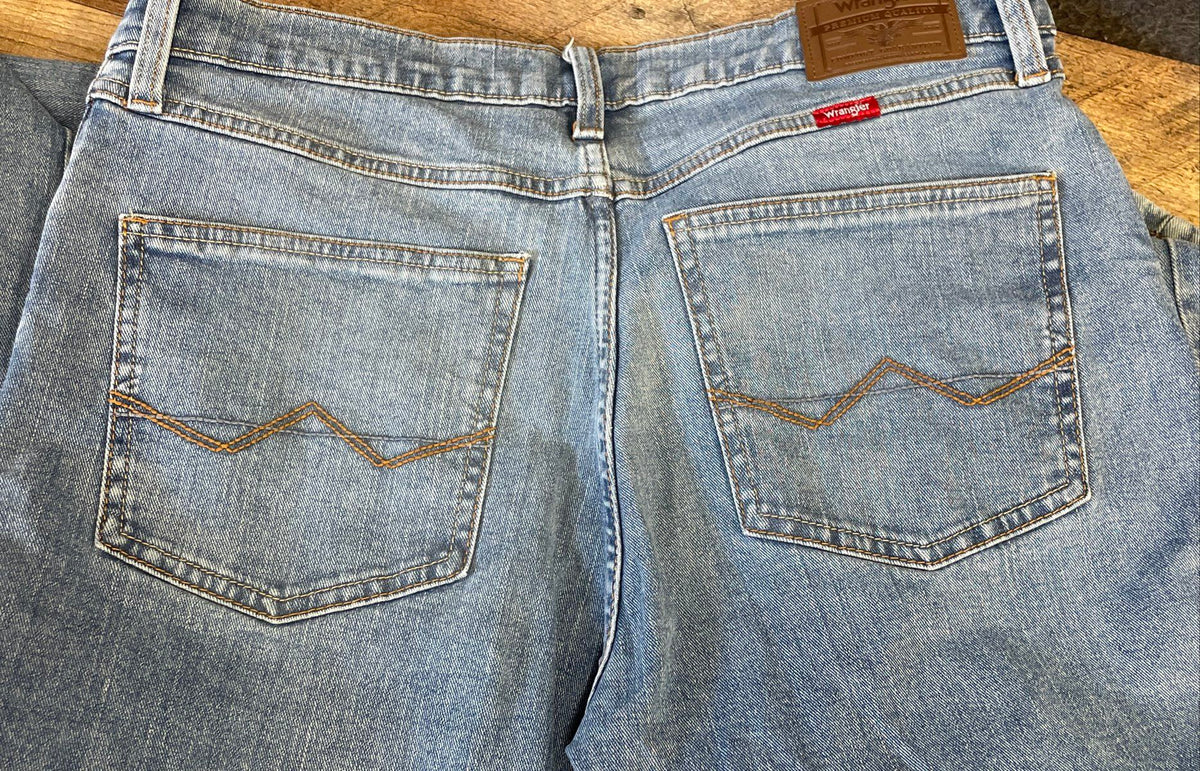 Wrangler Men's Blue Denim Jeans Lot of 2 Slim Straight & Straight Fit Size 32x32