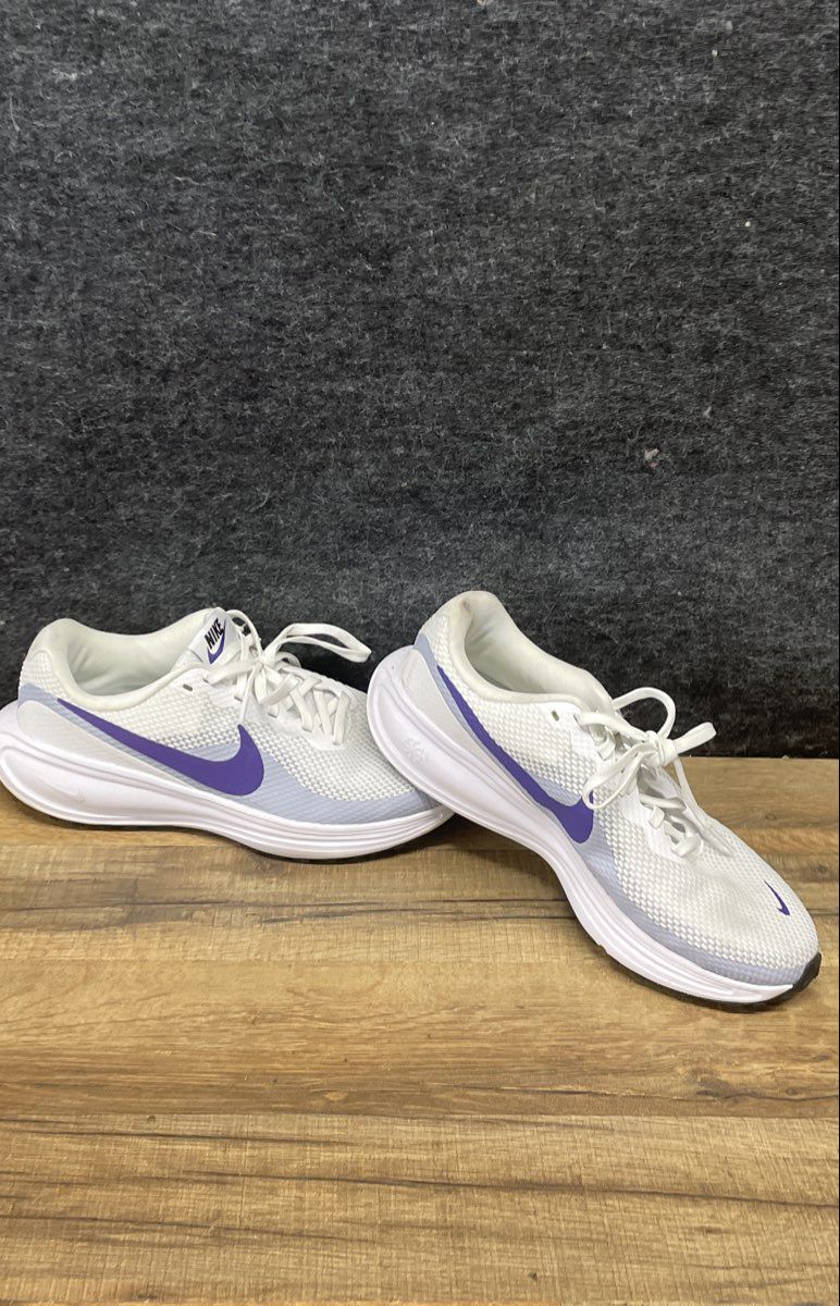 Nike Revolution 7 White Purple Women's Running Shoes Size 9