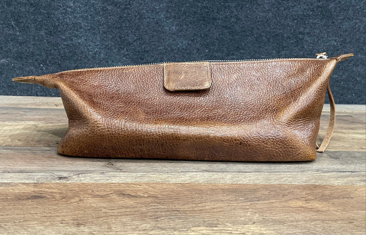 BL Brown Pebbled Leather Money Bag Large Zippered Travel Pouch Silver Hardware