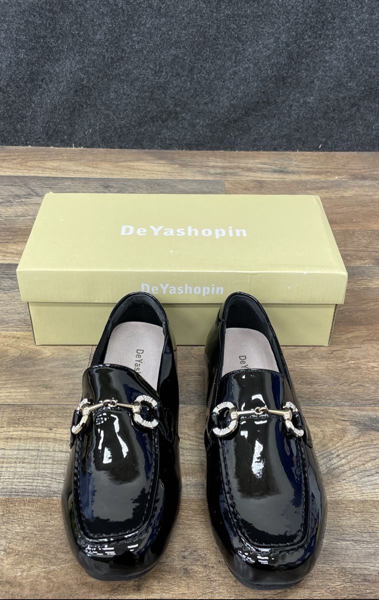 DeYashopIn Black Patent Leather Horsebit Loafers Women's Size 7.5 DS