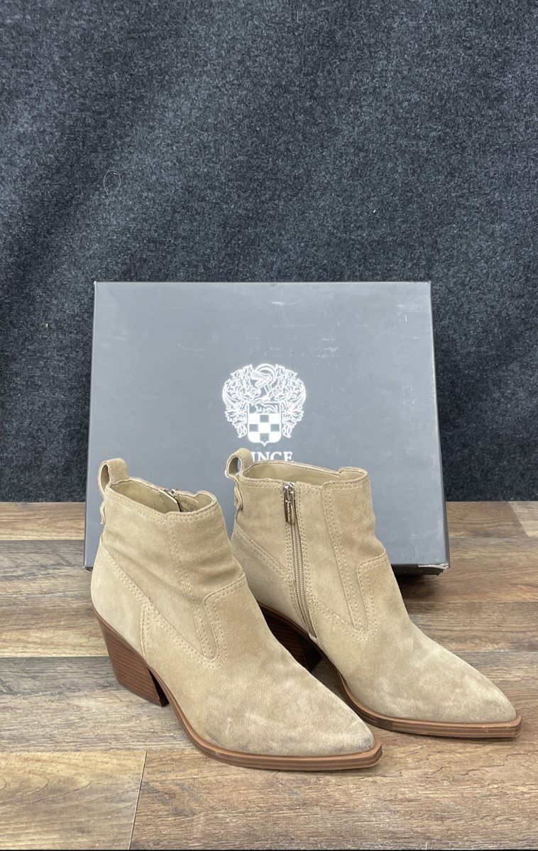 Vince Camuto Briyeonda Tan Suede Pointed Toe Ankle Boots Women's Size 7.5
