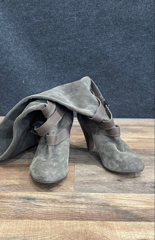 Naughty Monkey Grey Suede Multi Buckle Strap Over The Knee Heel Boots Size 8.5