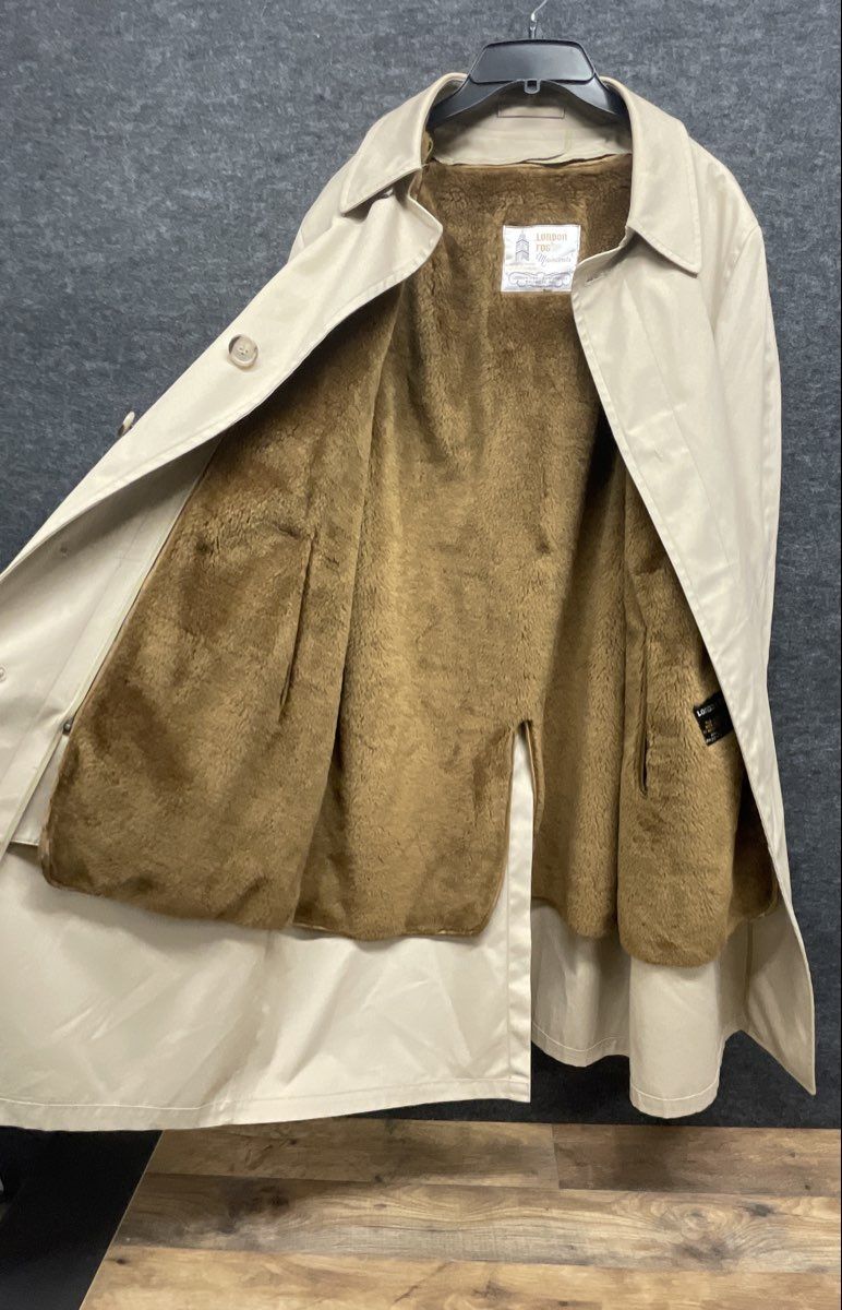 London Fog Women's Beige Vintage 70s Trench Maincoat Removable Pile Lining