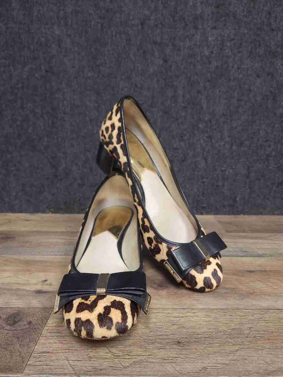 Michael Kors Kiera Leopard Print Calf Hair Block Heel Bow Pumps Size 9