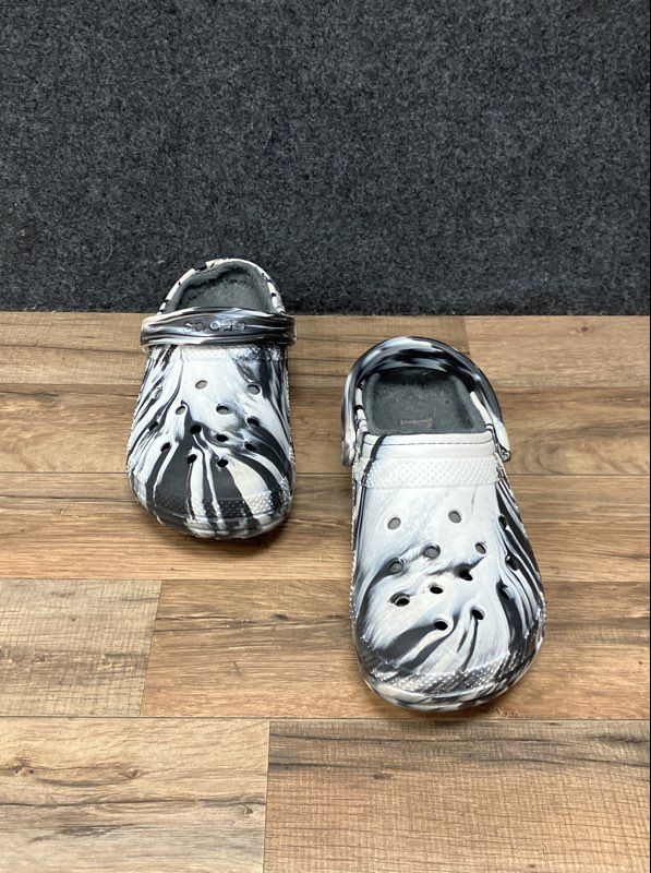 Crocs Classic Lined Clog Black White Marbled Fuzzy Comfort Shoes Size M8 W10