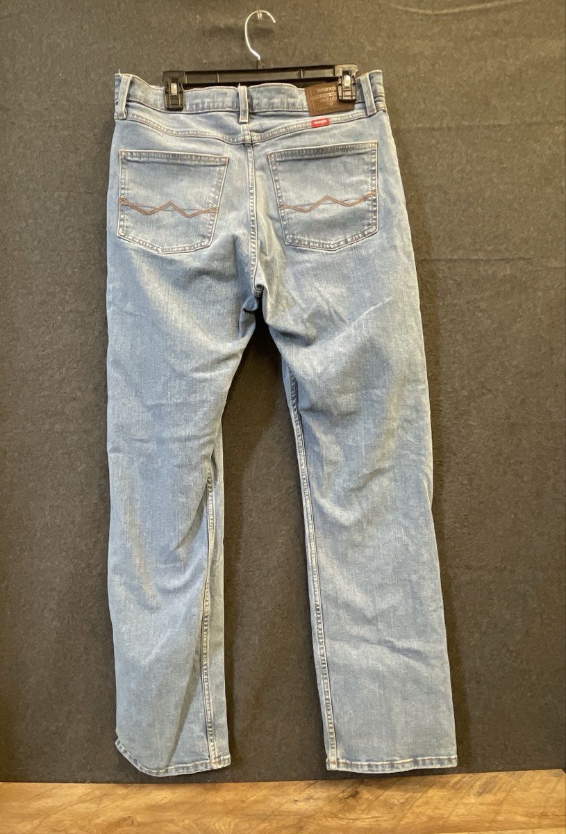 Wrangler Men's Blue Denim Jeans Lot of 2 Slim Straight & Straight Fit Size 32x32