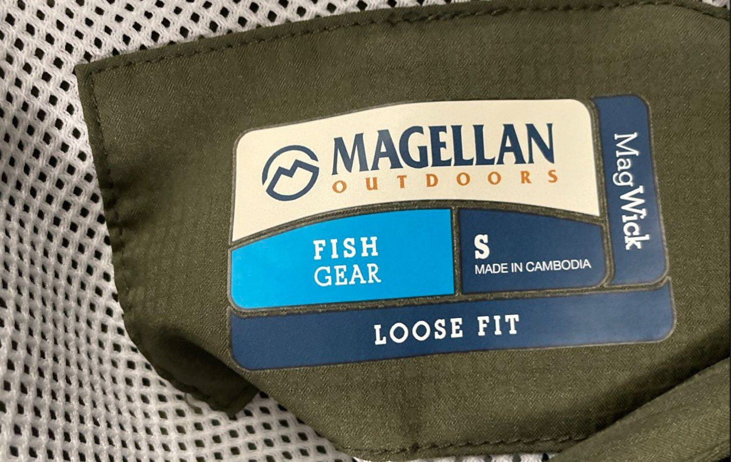 Magellan Outdoors Men's Blue Angler Fit MagWick Fish Gear Fishing Shirt Size S