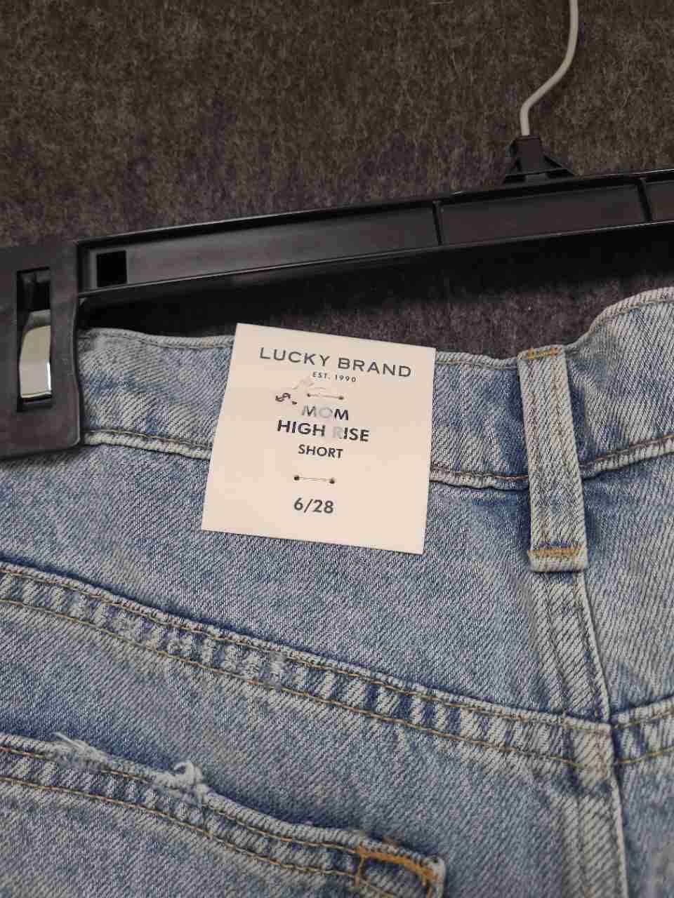 Lucky Brand Women's Mom High Rise Denim Shorts Light Wash Distressed NWT Sz 6