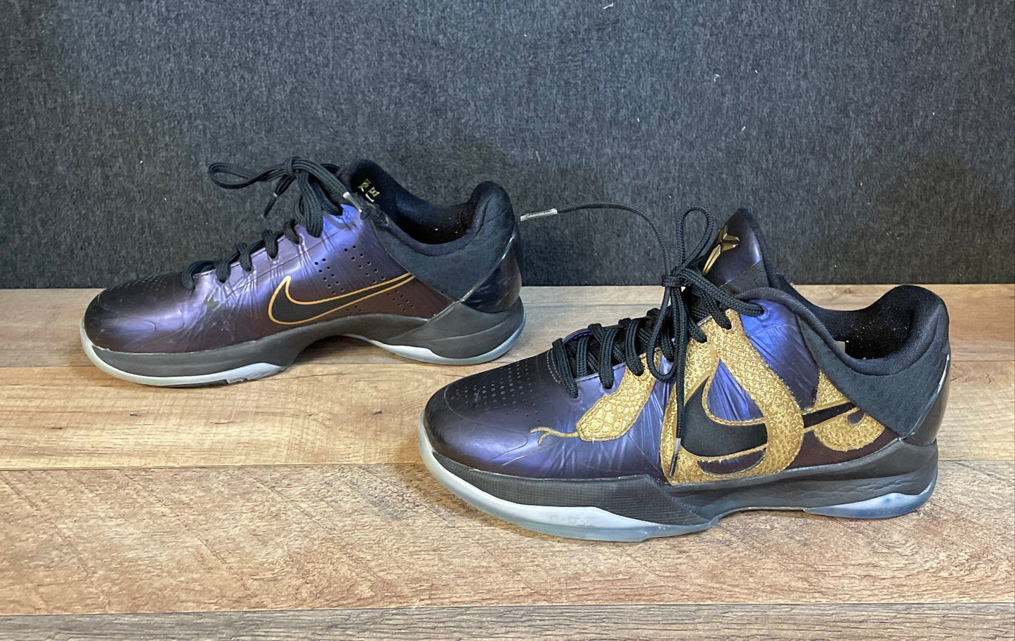 Nike Kobe 5 Year of the Snake Purple Gold Black Basketball Shoes Size 6Y