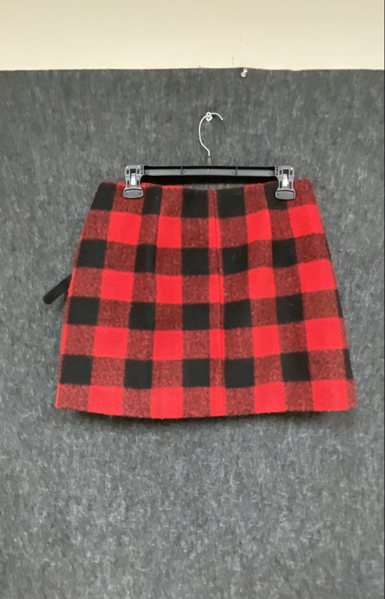 Forever 21 Women's Red Black Buffalo Plaid Buckle Wrap Mini Skirt Sz L
