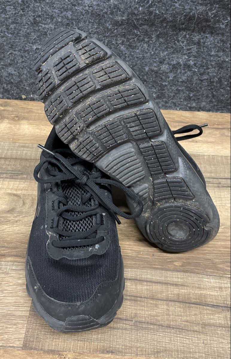 Under Armour Charged Pursuit 2 Triple Black Running Shoes Women's Size 8