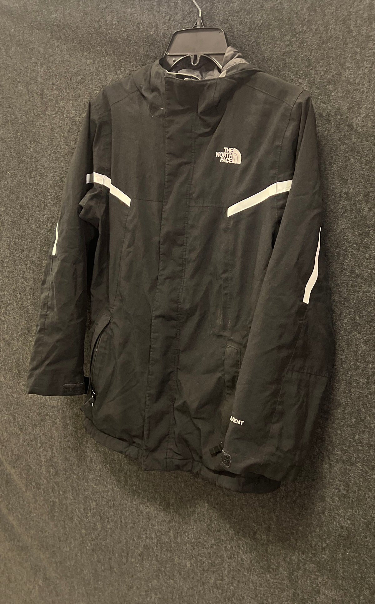 The North Face Boys' HyVent Hooded Jacket Black Reflective Trim Size L 14/16