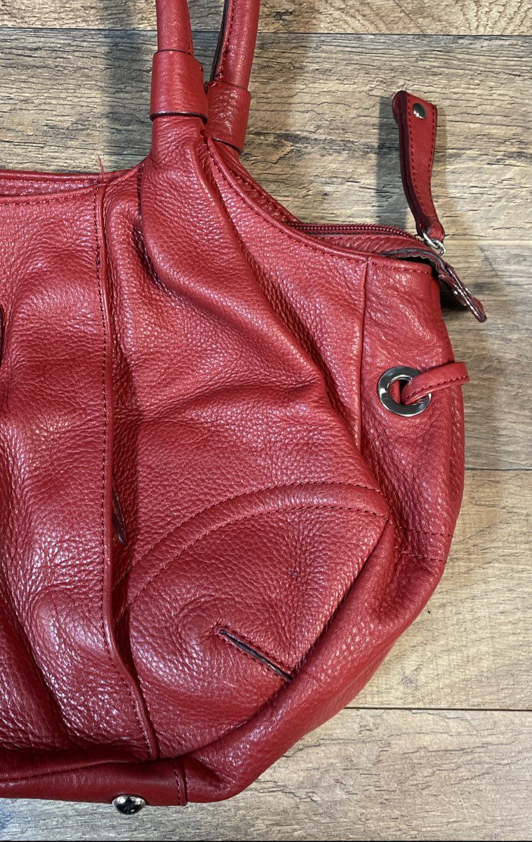 Isaac Mizrahi Red Pebbled Leather Shoulder Bag Purse Silver Hardware