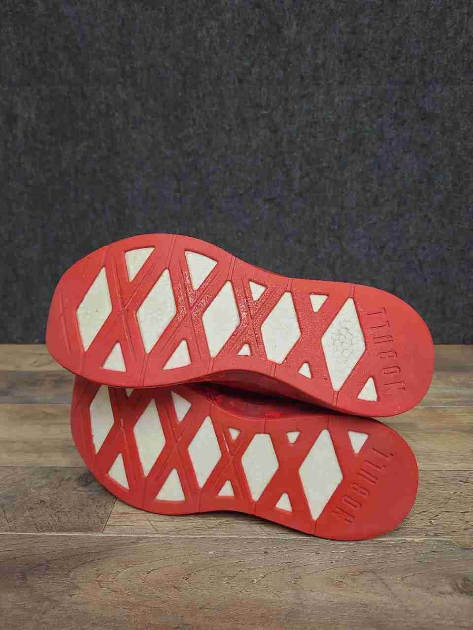 NOBULL Mesh Runner Red Marbled Camo Training Shoes Men's 7.5 Women's 9