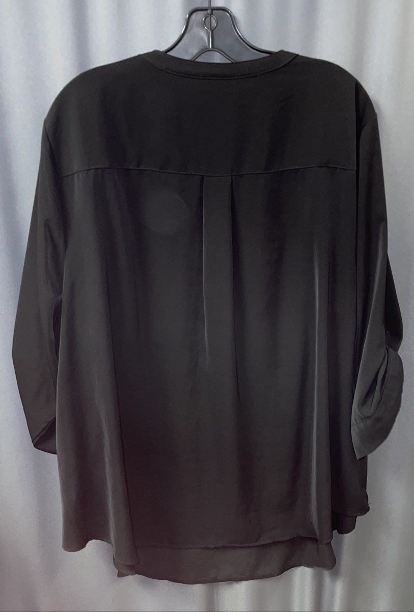 Torrid Women's Black Harper Georgette Long Sleeve Roll Tab Blouse Sz 3