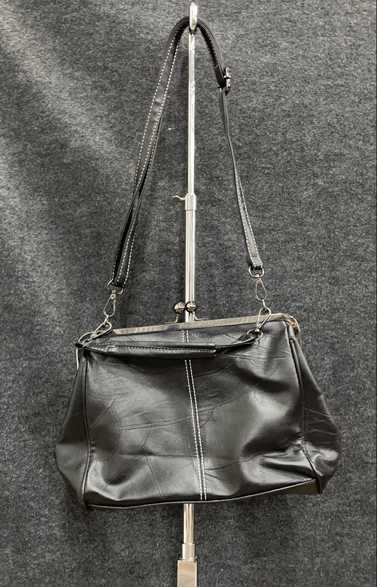 Vintage Black Leather Patchwork Kiss Lock Crossbody Bag Silver Filigree Frame