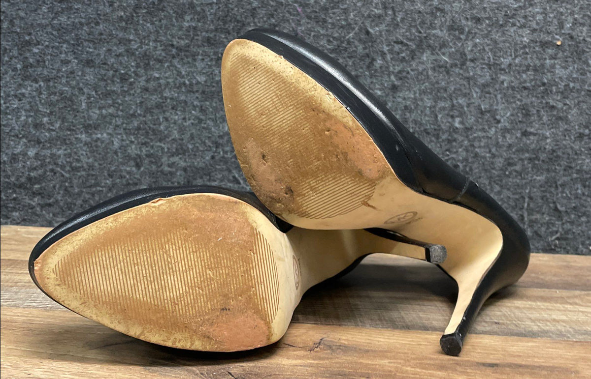 Michael Kors Black Leather Gold Zip Platform Shootie Heels Size 9.5M