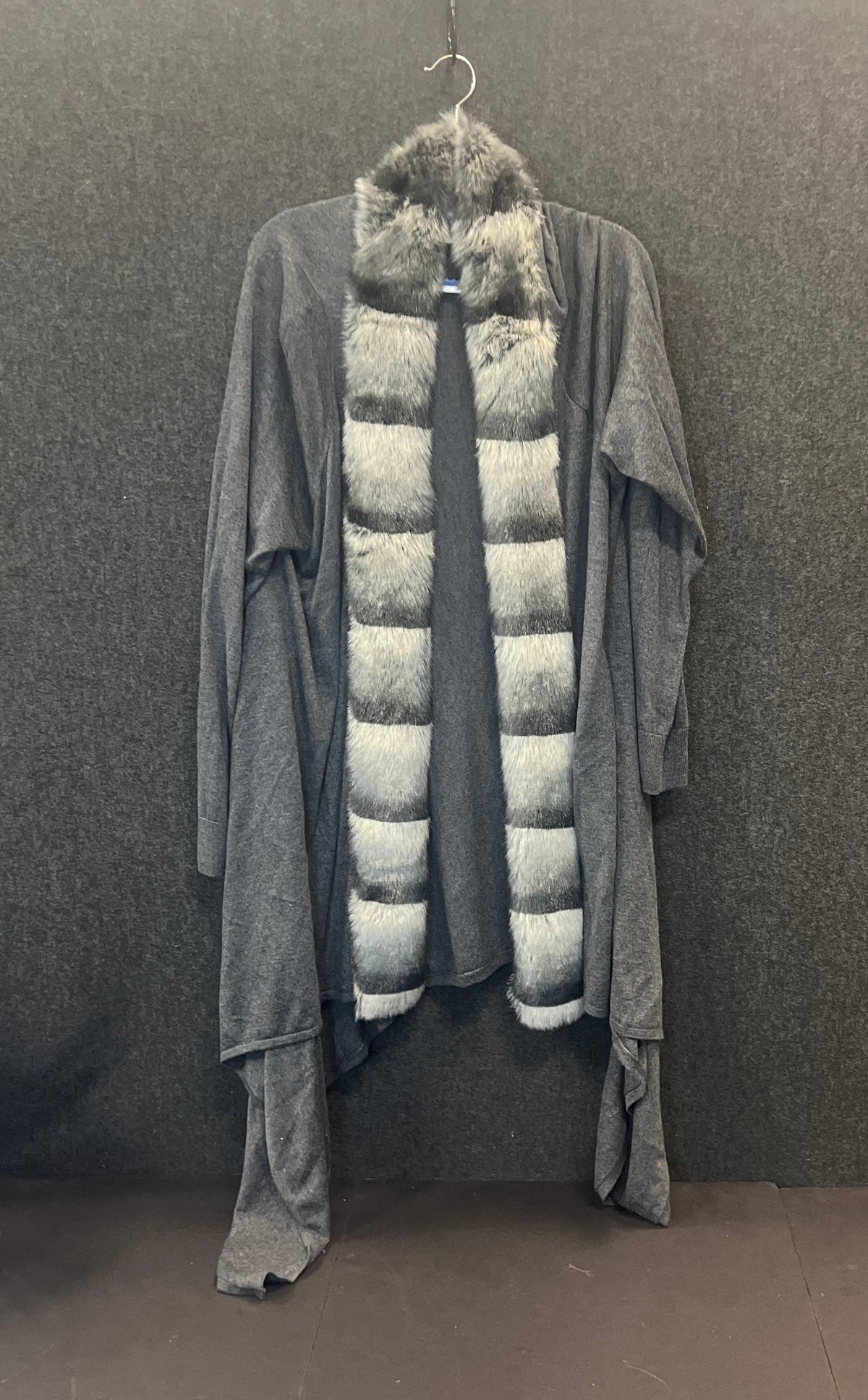 Worthington Women's Gray Faux Fur Trim Striped Open Front Cardigan Duster Sz 2X