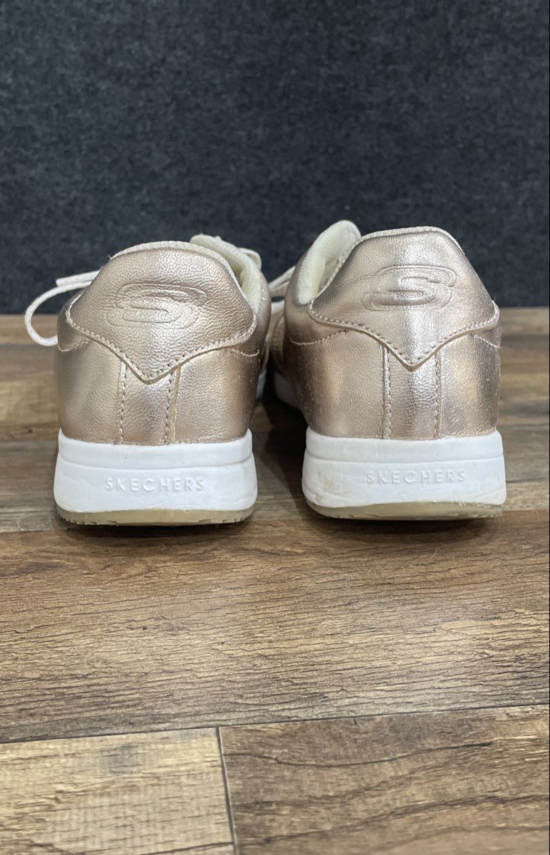 Skechers Rose Gold Metallic Low Top Sneaker Women's Size 10
