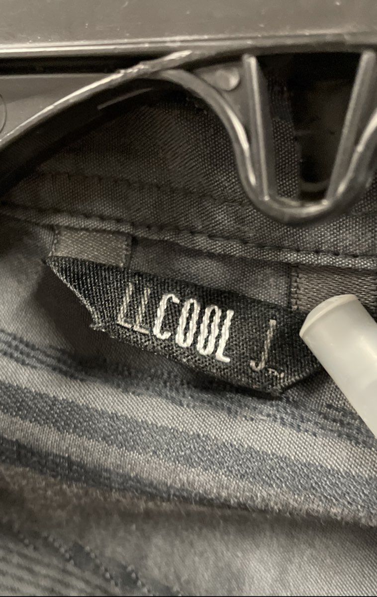 LL Cool J Men's Battleship Grey Striped Crest Graphic Button Down Shirt Sz XL