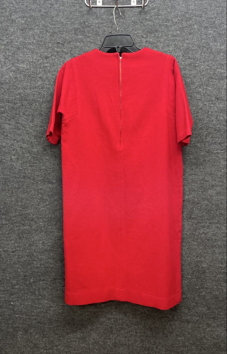 Vintage Women's Red Short Sleeve Shift Dress Zip Back Textured Mid-Century