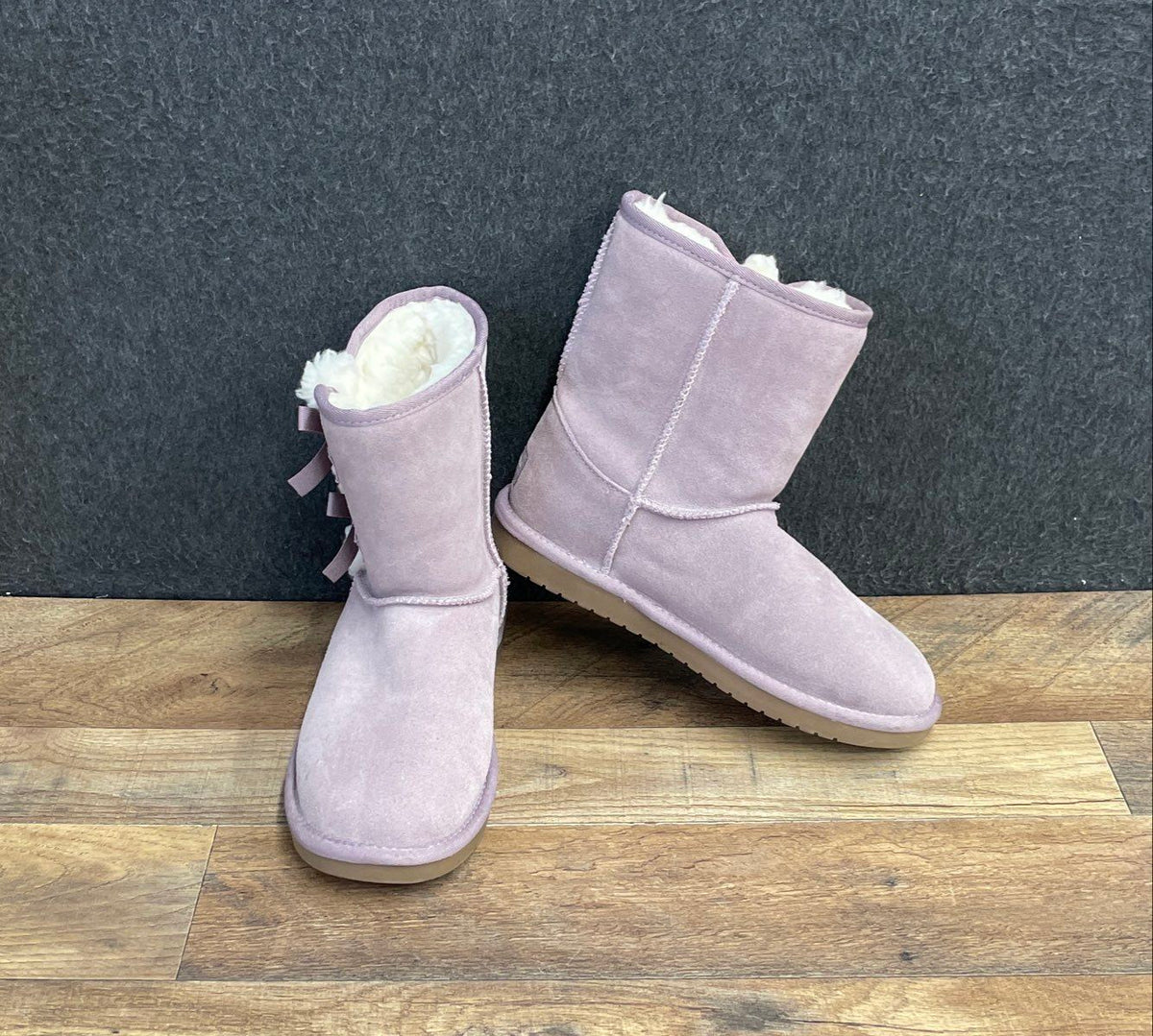 Koolaburra by UGG Victoria Short Purple Suede Faux Fur Bow Boots Size 5