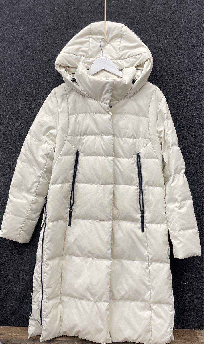 Orolay Women's Cream Thickened Long Down Jacket Puffer Hooded Winter Parka Sz M