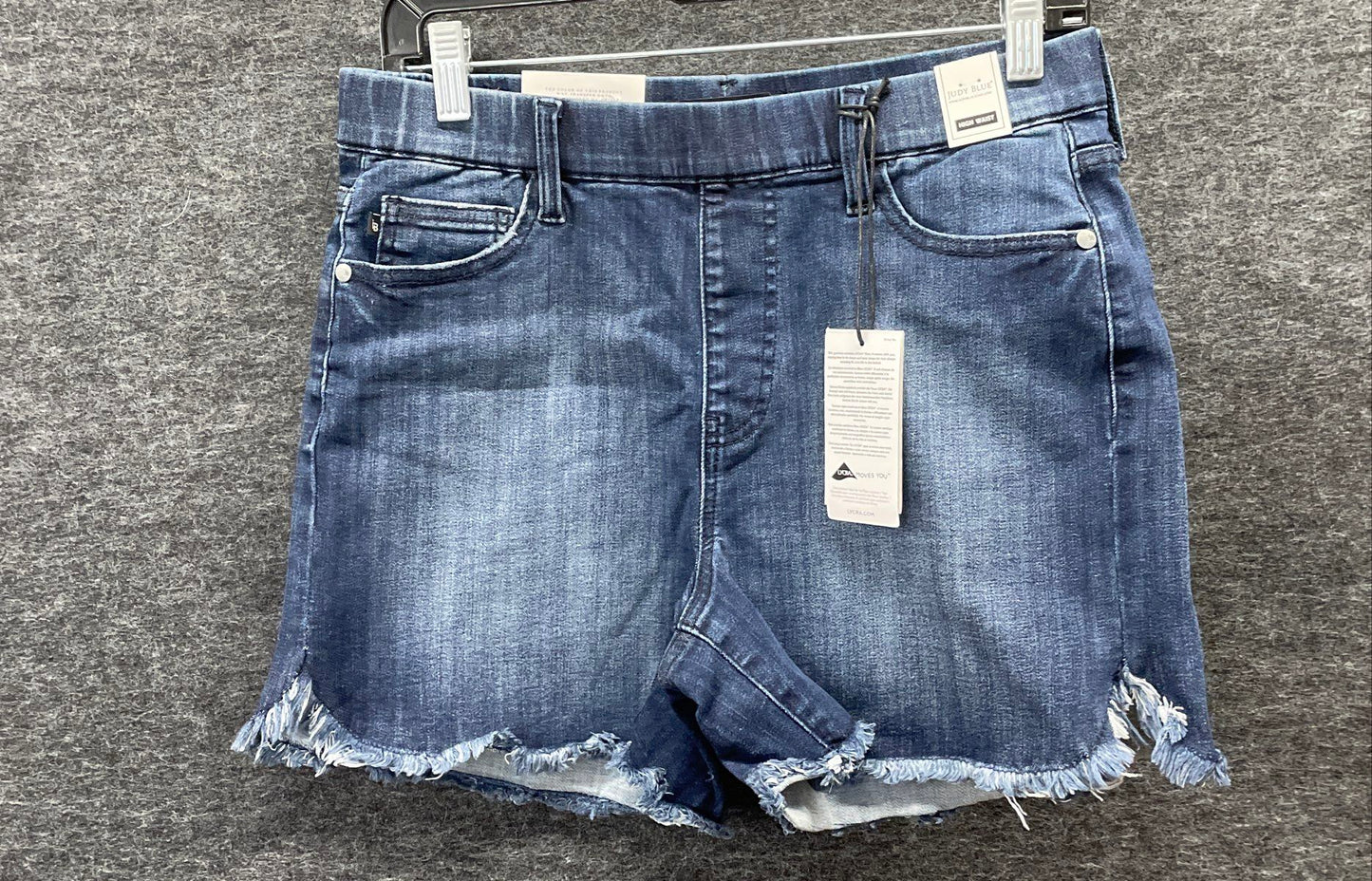Judy Blue Women's High Waist Pull-On Blue Denim Jean Shorts Frayed Hem Sz L NWT