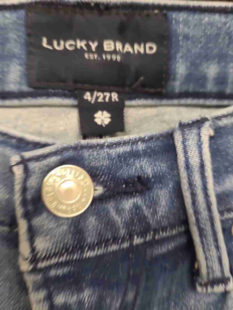 Lucky Brand Women's Light Wash Blue Distressed Bootcut Jeans Sz 4/27R