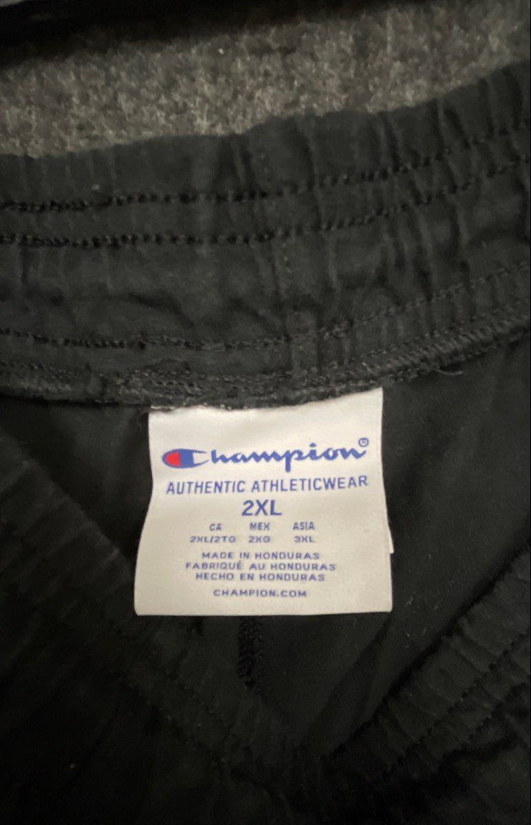 Champion Men's Black Jogger Sweatpants Elastic Waist Cuffed Pockets Logo Sz 2XL