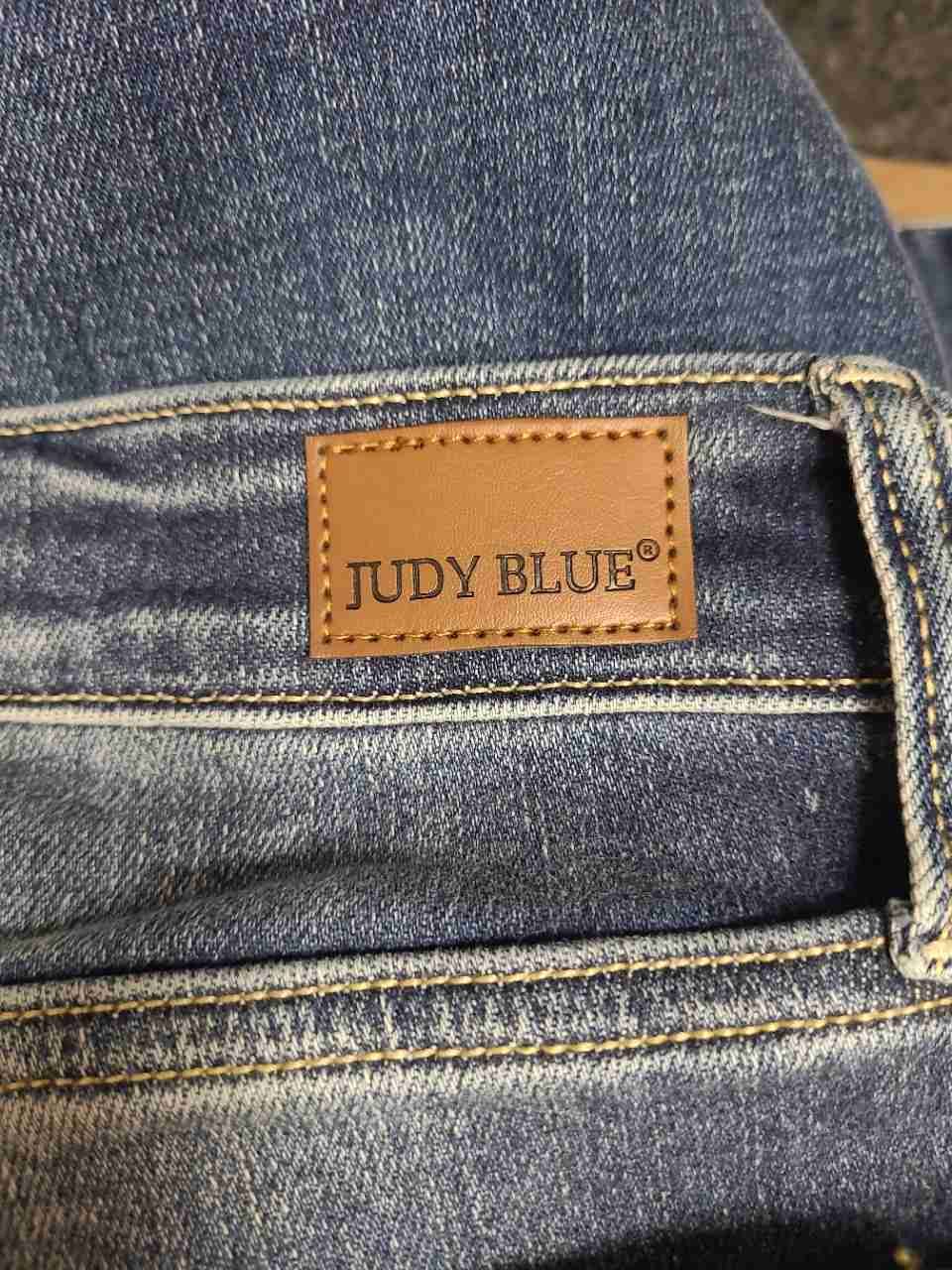 Judy Blue Women's Boyfriend Fit Jeans Blue Distressed Ripped Stretch Sz 3/26
