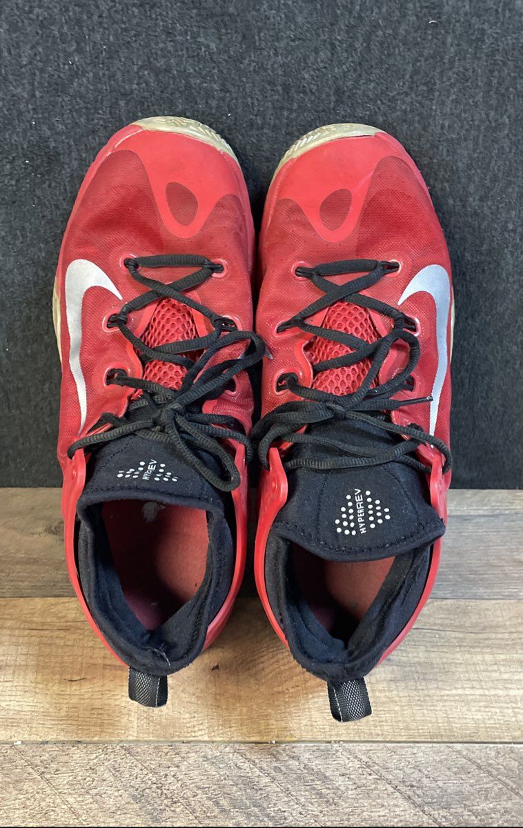 Nike Zoom Hyperrev 2015 University Red Silver Black Basketball Shoes Size 11