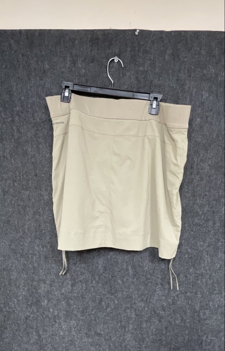 Columbia Women's Tan Omni-Shield Advanced Repellency Cinch Hem Hiking Skirt XL