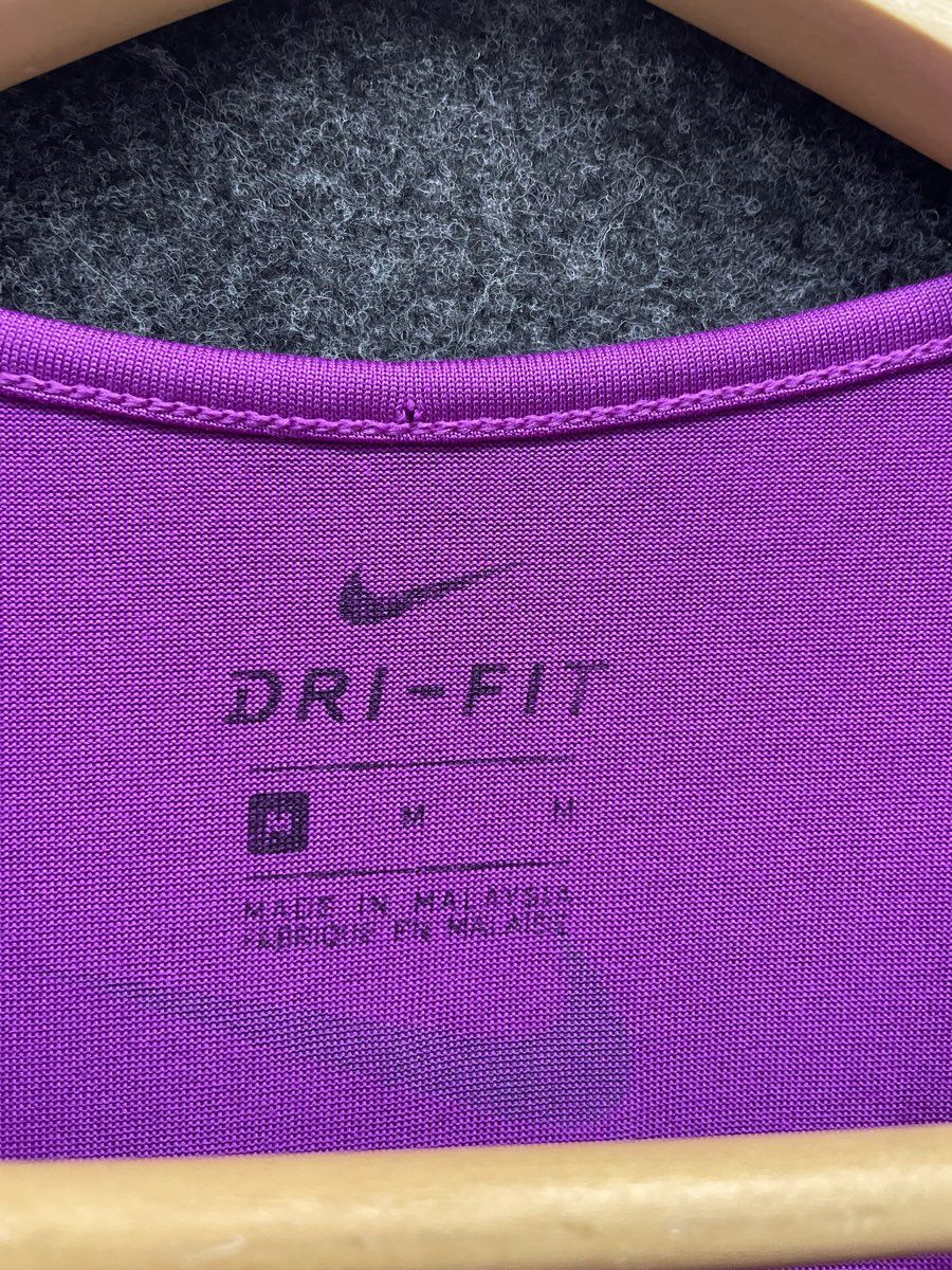 Nike Women's Dri-Fit Graphic Smiley Face Tank Top Fuchsia Purple Sz M