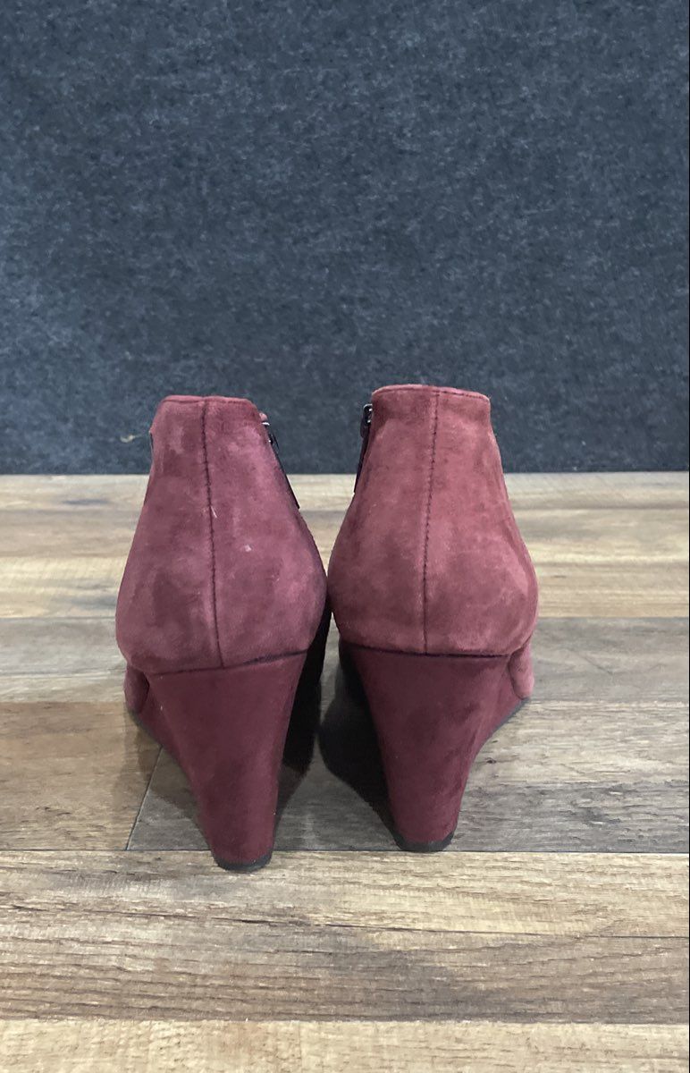 Anne Klein Aktrumble Burgundy Suede Wedge Ankle Boots Booties Women's Size 9M