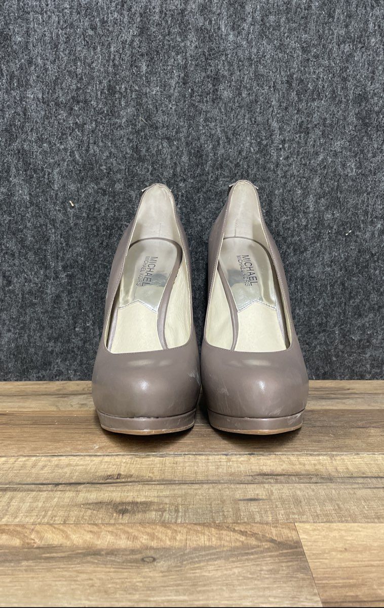 Michael Kors Hamilton Taupe Leather Platform Pumps Size 8 M