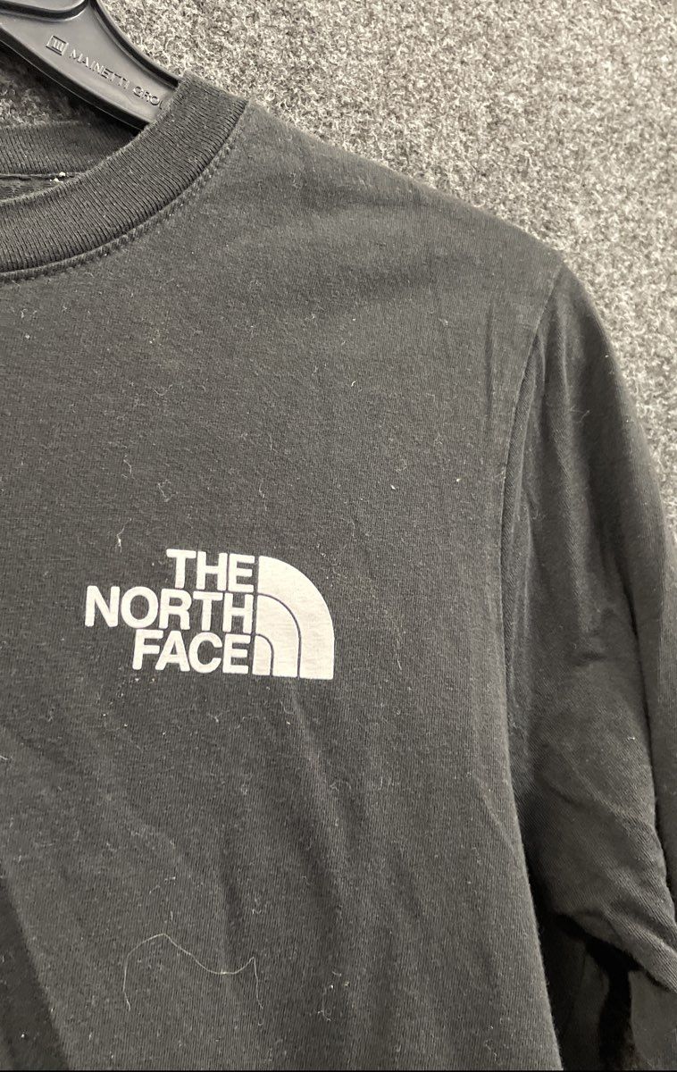 The North Face Women's Black Circular Design Box Logo Long Sleeve Shirt Sz S