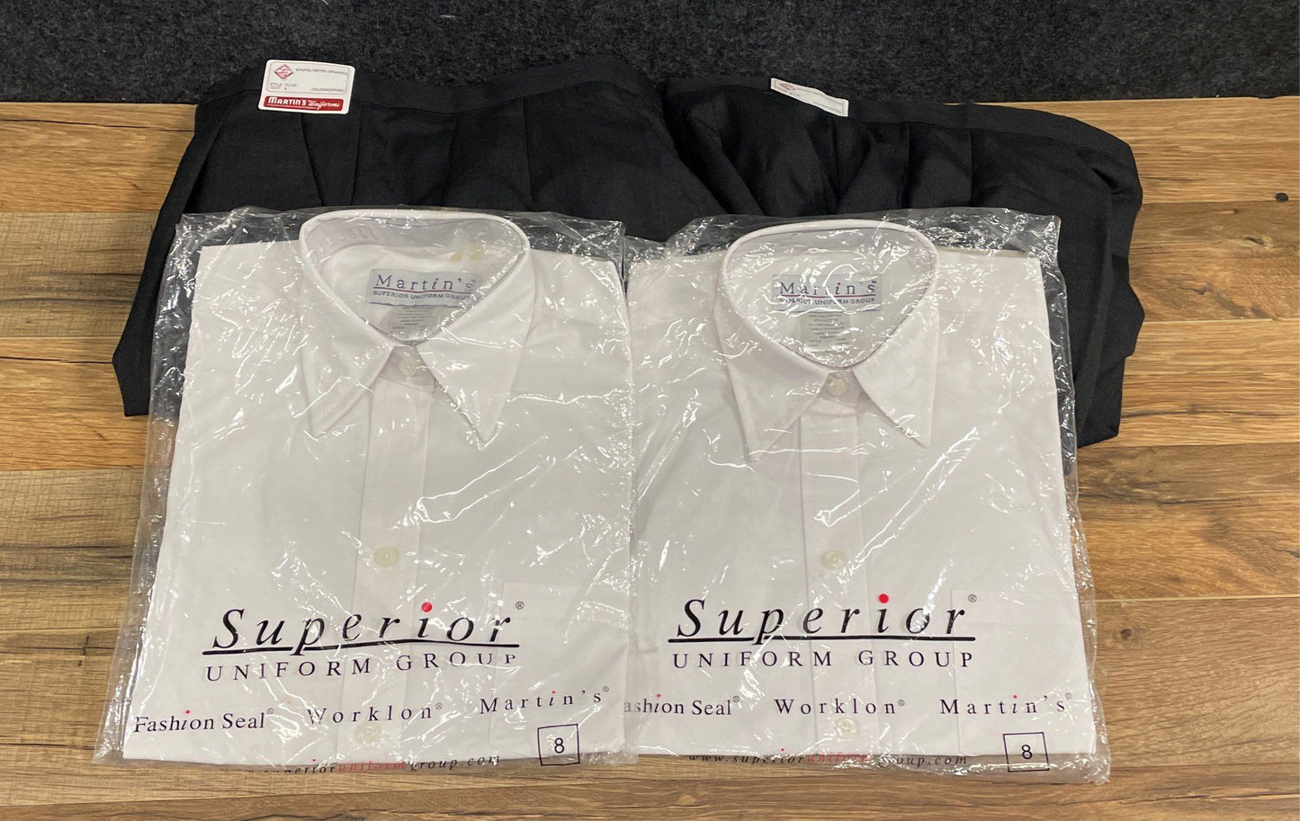 Martin's Women's 2 Shirt & 2 Pants Uniform Set White Oxford Gray Sz 8 NWT