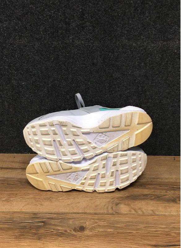 Nike Air Huarache Wolf Grey Hyper Jade Sunblush Men's Sneakers Size 11