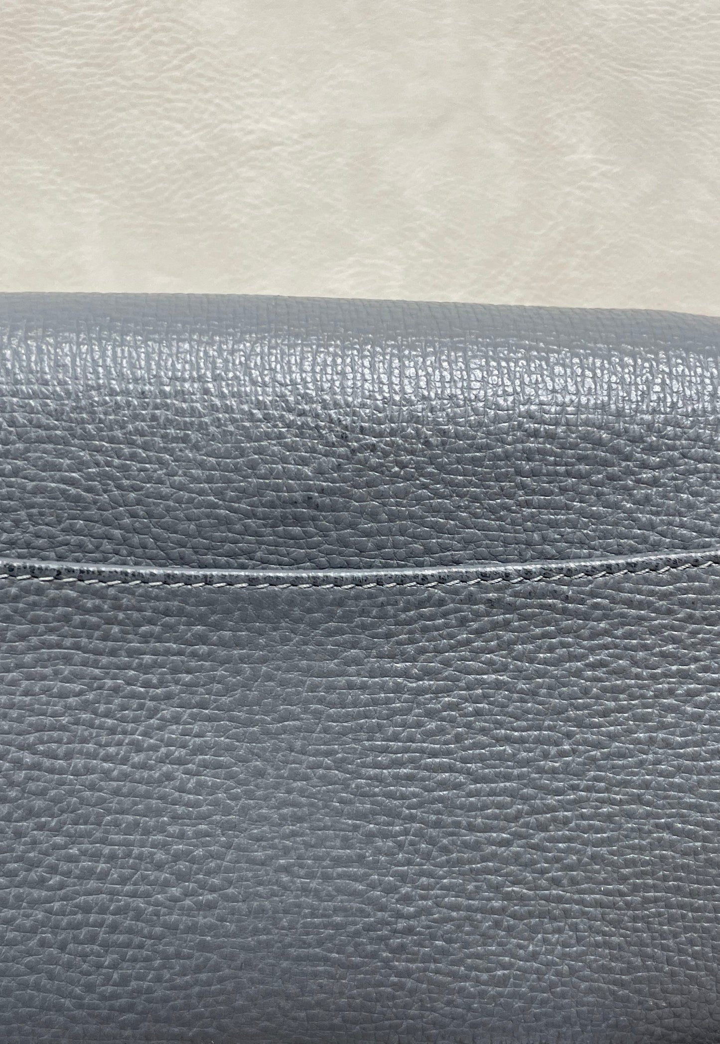 Kate Spade Grey Pebbled Leather Scalloped Grommet Crossbody Bag Wallet on Chain