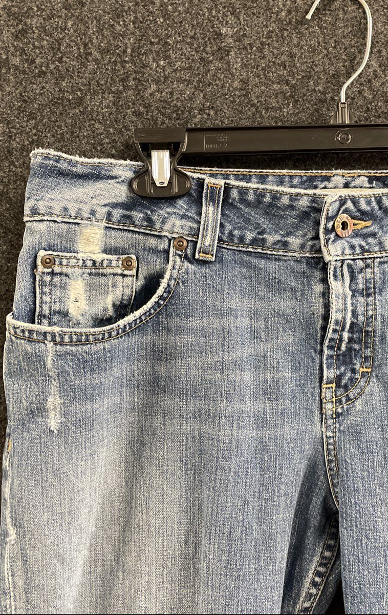 BKE Women's Culture Bootcut Jeans Light Wash Distressed Embroidered Sz 28x33.5